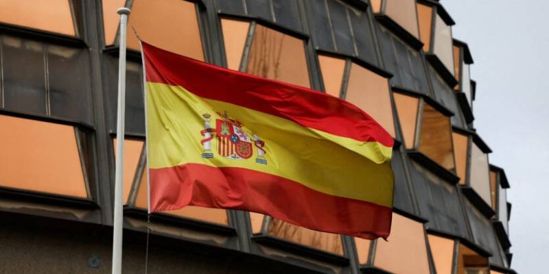 ¿Reinversión en lugar de residencia habitual en España?