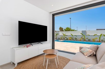 Obra nueva - Villa - Los Alcazares - Serena Golf