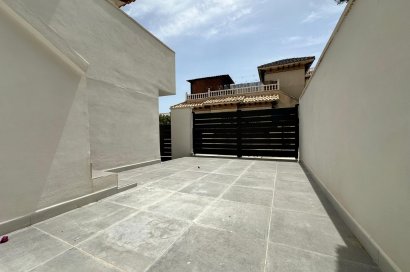 Reventa - Chalet - Orihuela Costa - Playa Flamenca