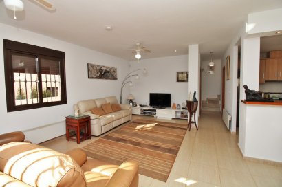 Reventa - Villa - Villamartín - PAU 8