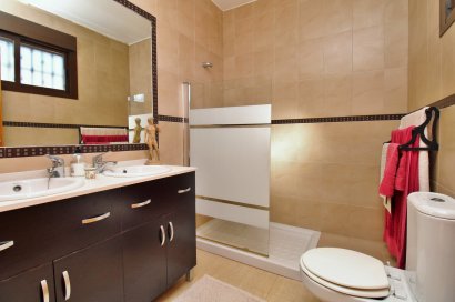 Reventa - Villa - Villamartín - PAU 8