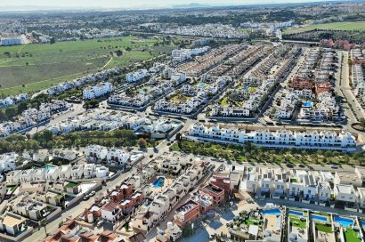 Reventa - Villa - Villamartín - PAU 8