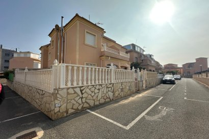 Reventa - Duplex - Orihuela Costa - Playa Flamenca