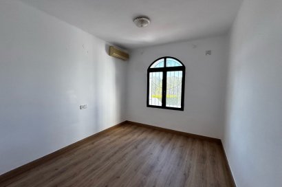 Reventa - Villa - Orihuela Costa - Los Dolses