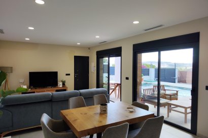 Obra nueva - Villa - Pinoso - Lel